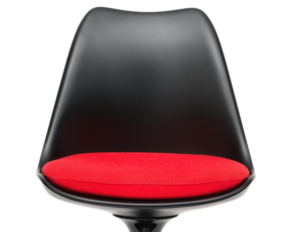 Upholstery of Eero Saarinen Tulip Chair